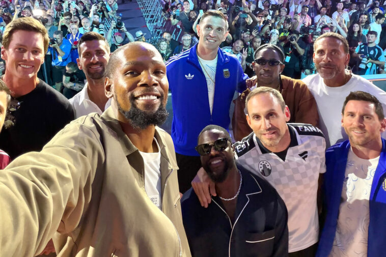 kevin-durant-shockingly-ignores-lionel-messi,-argentina-soccer-team-at-fanatics-fest
