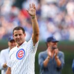 anthony-rizzo-grabs-home-run-in-bleachers-—-less-than-a-year-after-botching-his-last-chance