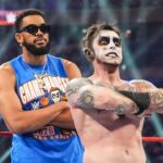 knicks-stars-provide-back-up-for-wwe-favorites-in-electric-saturday-night’s-main-event-at-msg