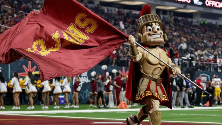 i-am-once-again-begging-the-folks-in-usc’s-athletic-department-to-study-some-greek-literature