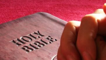 pinkerton:-in-god-we-trust-vs.-godless-communism 