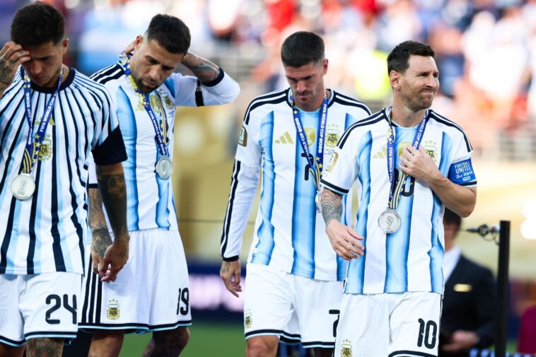 lionel-messi,-argentina-players-all-skip-post-match-interviews-after-poor-showing-in-world-cup-loss