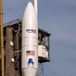amazon-leo-satellite-internet-takes-on-starlink