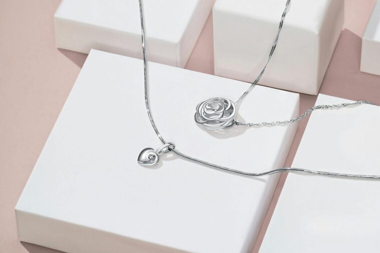 fake-silver-jewelry-on-amazon-and-tiktok-may-hide-a-toxic-secret