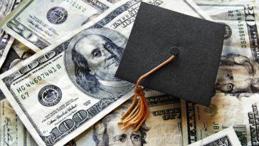 trump-wants-colleges-to-prove-a-degree-is-worth-it