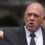 tom-homan-tell-critics:-feds-arrest-2,000-migrants-per-day