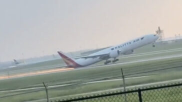 wild-video-captures-sparks-flying-as-kalitta-air-plane-skids-on-runway-at-kentucky-airport