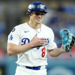 dodgers’-kike-hernandez-blasts-fan’s-angry-letter-over-white-house-skip,-exposes-address-to-followers