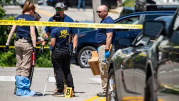 new-york-times-torched-for-‘false’-reporting-on-ice-investigations,-outlet-fires-back