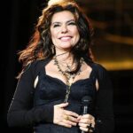 shania-twain-says-she’s-finally-‘getting-it-right’-in-her-60s-after-starting-life-‘on-the-tough-side’
