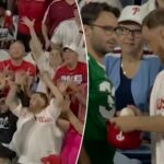 phillies-fan-aggressively-steals-home-run-ball-from-fellow-onlooker-in-debated-viral-scene