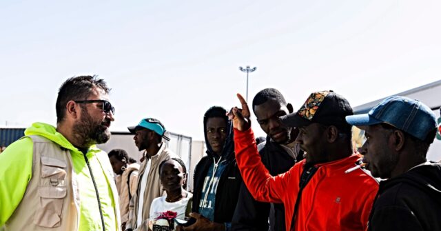 report:-nearly-300-detained-illegal-migrants-in-spain-seek-mass-amnesty