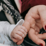 report:-baby-abandoned-at-illinois-tourism-spot,-parents-fled-us.