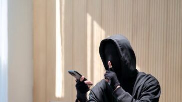 police:-meta-engineer-who-worked-on-features-for-teens-arrested-in-pedophile-sting