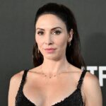 whitney-cummings-claims-lurid-trump-joke-was-cut-from-netflix’s-mark-twain-prize-special