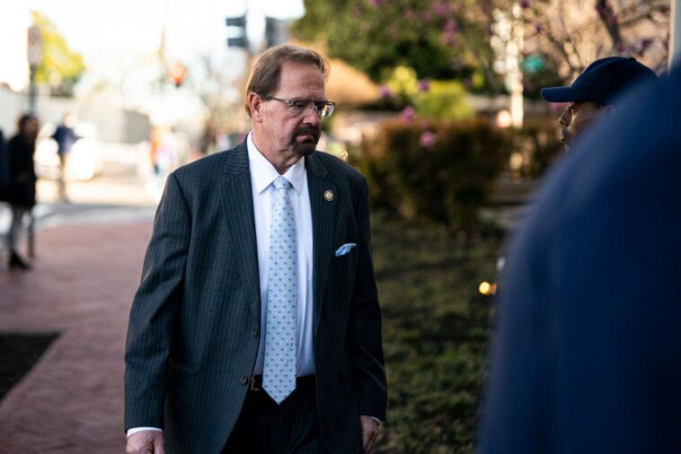 lawmaker-under-fire-for-gifting-handguns-to-staffers