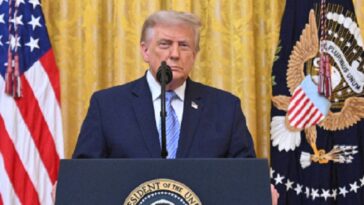 fork-in-the-road:-trump-reportedly-deciding-between-new-ceasefire-with-iran-and-a-‘massive’-military-escalation