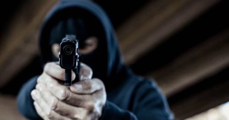 ice-deports-alleged-cartel-hit-man-living-in-texas,-was-wanted-for-murder-in-mexico