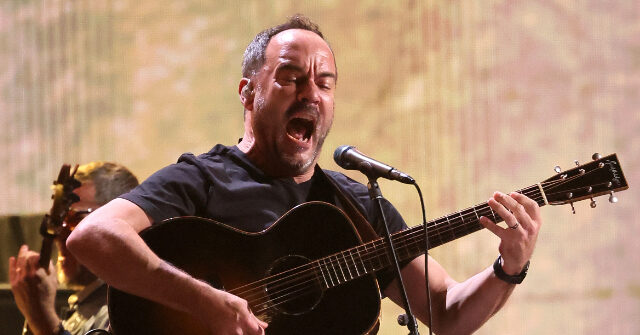 dave-matthews-makes-trashing-trump-part-of-his-tour:-‘i’m-so-tired-of-this-f**king-president’