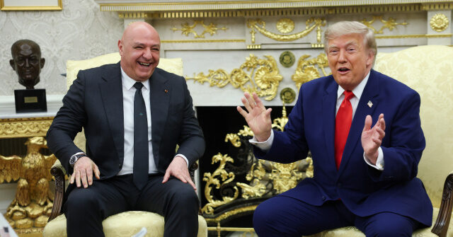 trump-to-allow-direct-flights-of-us.-airlines-to-lebanon-after-meeting-with-president-aoun