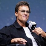 tom-brady’s-potential-wwe-storyline-with-logan-paul-receives-support-from-fellow-nfl-legend
