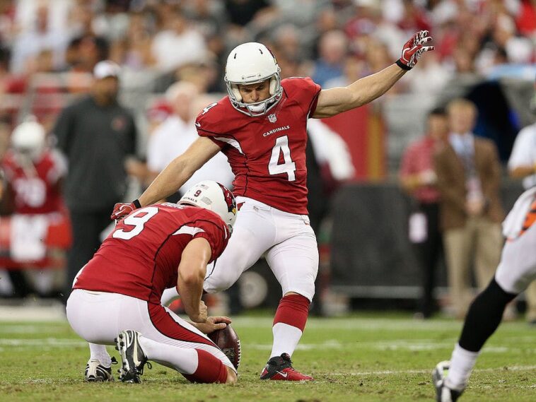 former-nfl-kicker-backed-by-trump-wins-gop-primary
