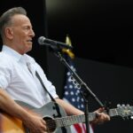 guitarist-for-journey-hits-bruce-springsteen-as-‘annoying,-bitter-old-man’-who-should-‘shut-up’