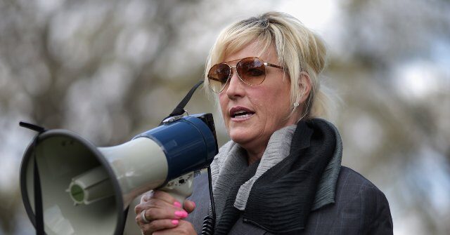 ‘they-woke-up-to-this-construction’:-erin-brockovich-says-she’s-been-flooded-with-ai-data-center-complaints