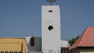 christian-pastor-issues-defiant-statement-after-islamic-militants-kill-his-family