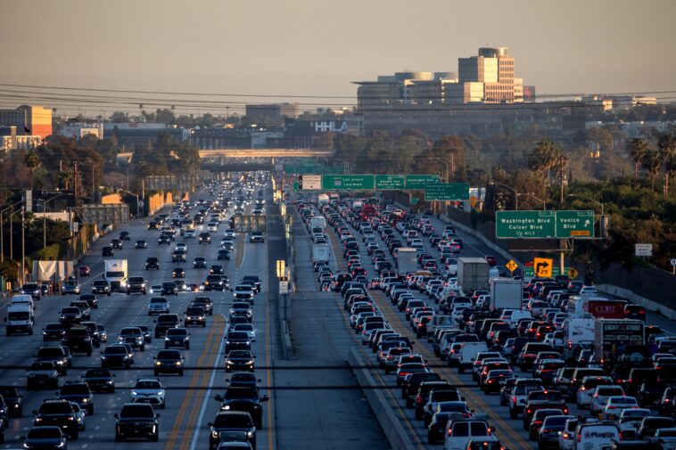 $115m-construction-project-on-the-405-freeway-to-cause-weekend-traffic-chaos-for-the-next-5-years