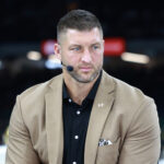 tim-tebow-comes-out-of-espn-bloodbath-with-new-contract