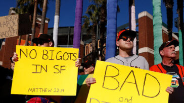 report:-leftist-californians-protest-giants-at-the-ticket-booth-following-bible-verse-display-on-pride-night