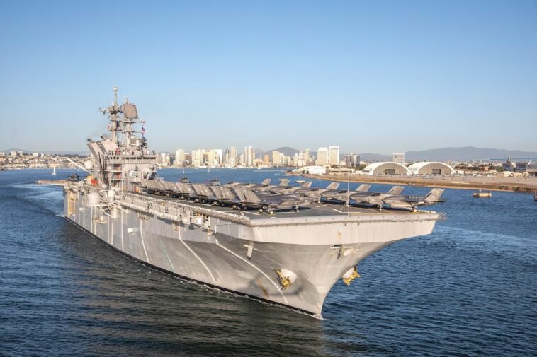 massive-swarm-of-mysterious-objects-off-us.-coast-sparks-pentagon-investigation