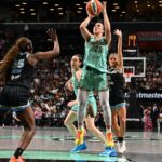 sabrina-ionescu’s-torrid-fourth-quarter-leads-comeback-win-over-sky-to-send-liberty-into-all-star-break