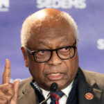 clyburn:-el-sayed-rally-photo-told-me-‘all-i-need-to-know’-on-black-voters