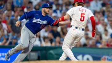 phillies-run-into-another-head-scratching-out-one-day-after-brutal-gaffe:-‘what-are-these-guys-doing?’