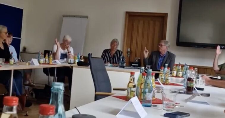 gestapo-tactics:-german-state-starts-banning-afd-candidates-from-running-for-office-because-they-might-win
