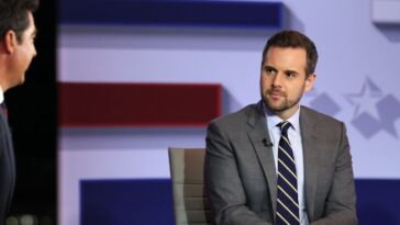gay-fox-news-pundit-under-fire-after-acquiring-a-newborn-baby