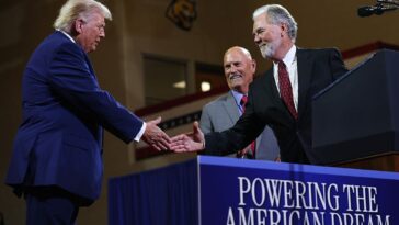 watch:-trump-gives-braves-fans-permission-to-infuriate-the-woke-left