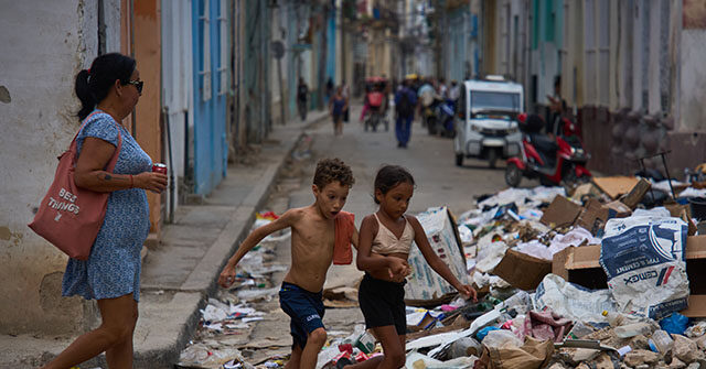 report:-nearly-250,000-people-fled-cuba-in-2025