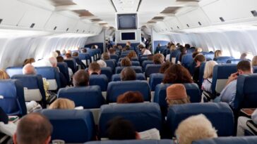 co-pilot-becomes-sick-midair-as-crew-illness-reports-emerge-after-overnight-layover