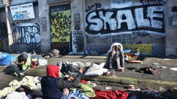 la.-mayor-blames-trump-for-city’s-homelessness-surge