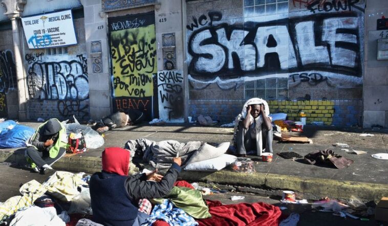 la.-mayor-blames-trump-for-city’s-homelessness-surge