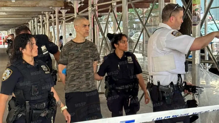witnesses-recount-‘scary’-nyc-stabbing-after-suspect-allegedly-yelled-‘allahu-akbar’-during-attacks