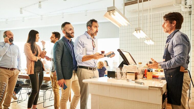 americans-are-paying-people-to-wait-in-line-for-tiktok-famous-food