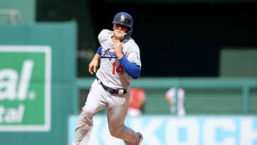 angry-dodgers-player-kike-hernandez-doxes-fan-after-criticism-for-skipping-white-house-visit