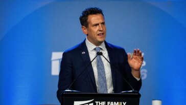 iowa-gubernatorial-hopeful-zach-lahn-tells-‘ruthless’-democrats-are-hiding-their-bad-policies