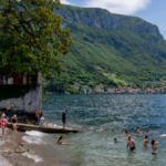 italian-town-tells-tourists-they-will-be-fined-for-wearing-beachwear-in-the-streets