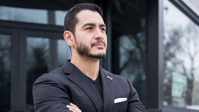 abdul-el-sayed-scores-sen-tina-smith’s-endorsement-in-democratic-primary-that-exposes-party-divide