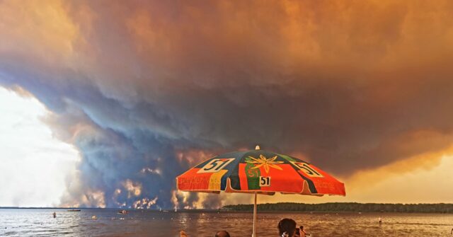 watch:-wildfires-force-evacuation-of-60,000+-europeans-in-wake-of-historic-heat-wave